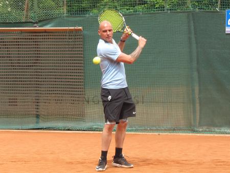 Kamničani prvič letos izgubili, v odločilnem srečanju dvojic so bili boljši gostje TK Center court iz Ljubljane (3)